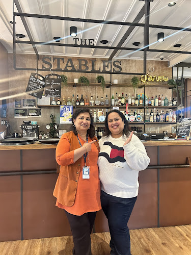 Opinii despre The Stables Whitford în Whitford - Hospitality and gastronomy