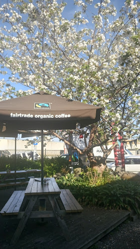 RiverStone Cafe Open Times