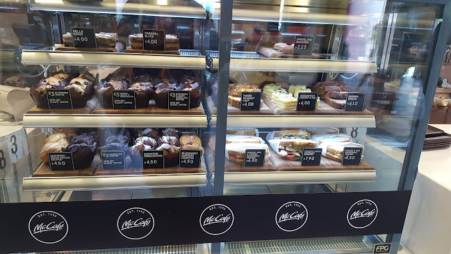 Opinii despre McDonald's Upper Hutt în Upper Hutt - Hospitality and gastronomy