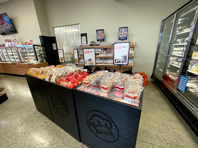 Coupland's Bakeries - Linwood - Hospitality and gastronomy