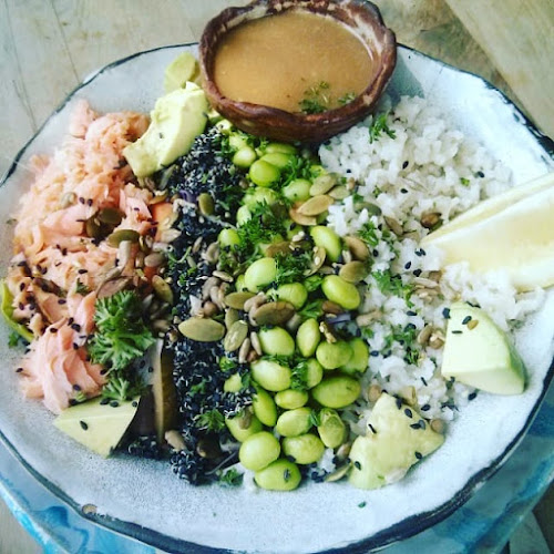 Comments and reviews of Corelli's Cafe