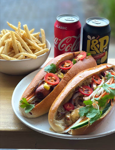 BMK - Bun Mee Kiwi Phone number