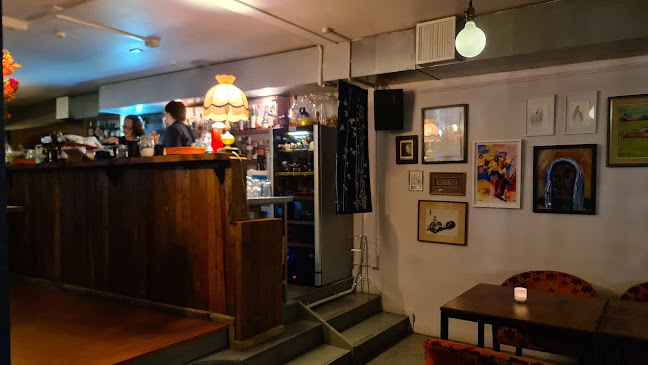 Comments and reviews of Indigo Room