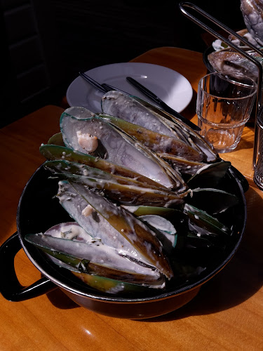 The Mussel Pot Restaurant - Hospitality and gastronomy