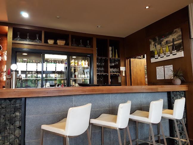 Nellies Wine Bar & Restaurant