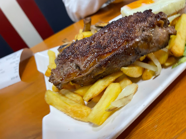 Comments and reviews of Oppies Restaurant & Takeaway