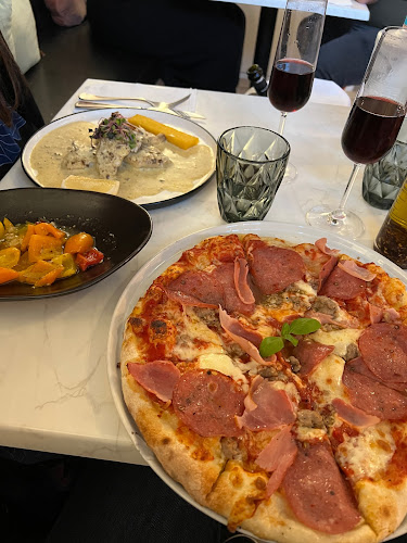 The Surfer's Mistress - Paraparaumu