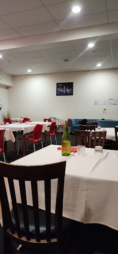 Global Thai Restaurant & Bar Open Times