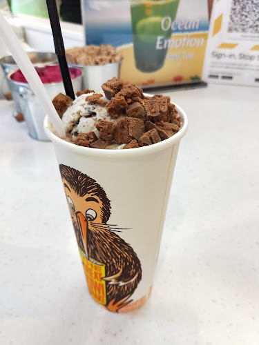 Shake Shed & Co Bayfair - Hospitality and gastronomy