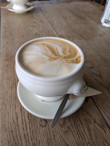 Comments and reviews of Humbug Cafe