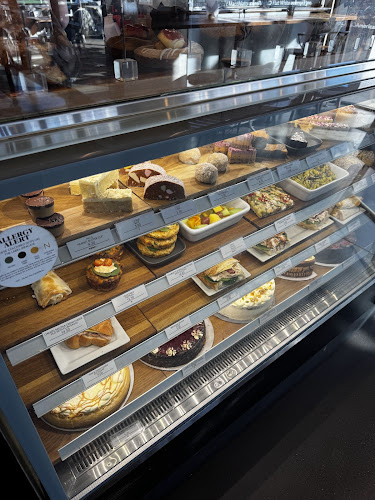 Comentarii opinii despre Coffee Culture Addington