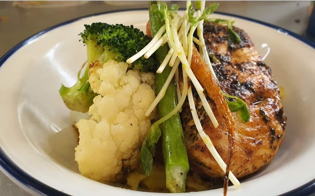 Comentarii opinii despre Devine Cafe and Restaurant