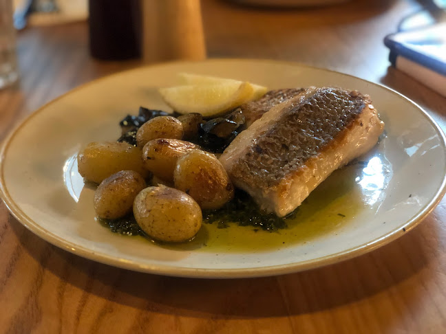 Two Grey - Bar Cafe & Eatery - Hospitality and gastronomy