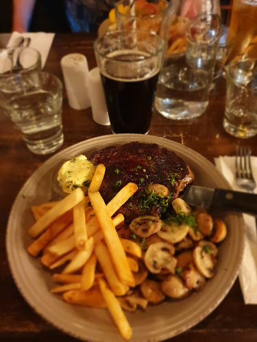 Opinii despre Luanne’s Ararino Bar & Bistro în Upper Hutt - Hospitality and gastronomy