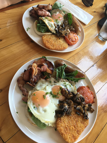 The Royal - Opotiki Phone number