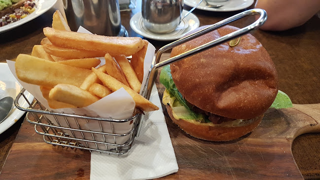 Altura Coffee Company Open Times