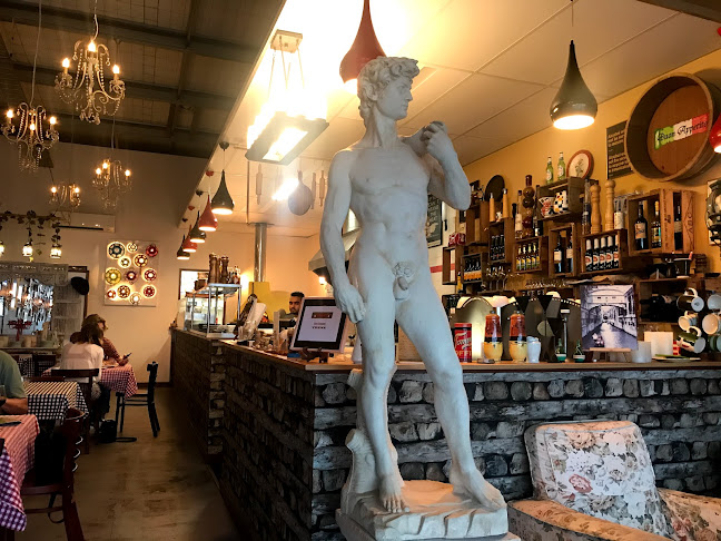 Comentarii opinii despre Giovanni's Italian Restaurant & Pizzeria