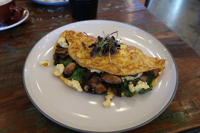 Alimento Eatery - Hospitality and gastronomy