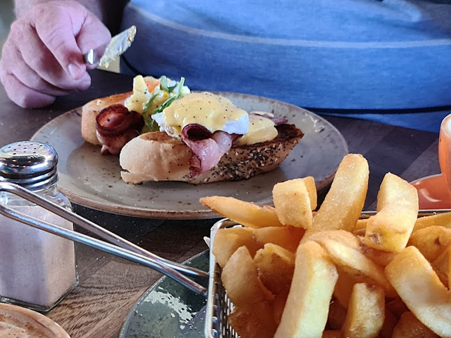 The Peppermill Cafe - Porirua