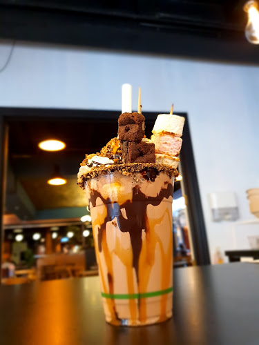 Comentarii opinii despre Smash Brothers Burgers