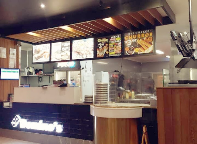 Domino's Pizza Porirua - Hospitality and gastronomy
