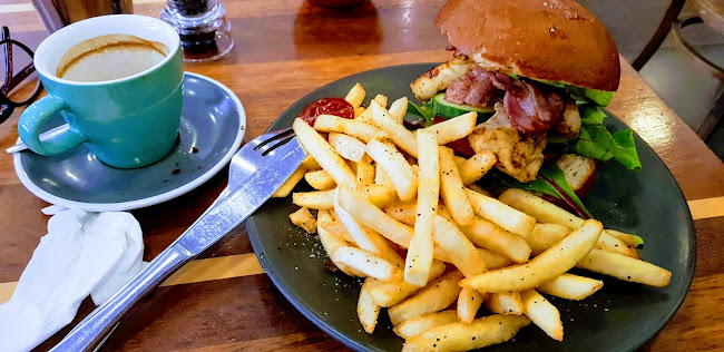 Dixon Street Delicatessen