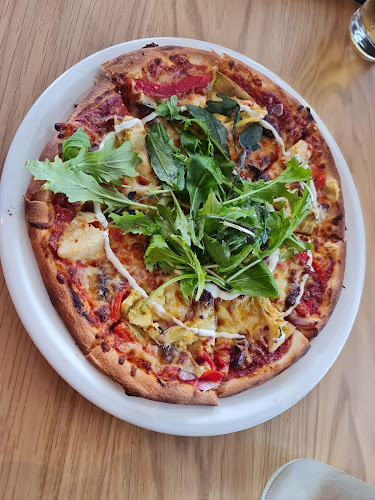 Opinii despre Ministry of Works Bar & Eatery în Twizel - Hospitality and gastronomy