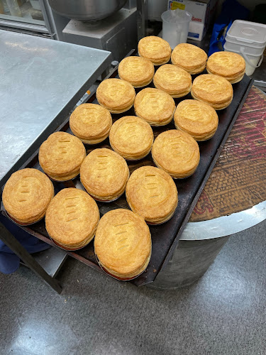 Opinii despre Century Bakery & Cafe în Waipukurau - Hospitality and gastronomy