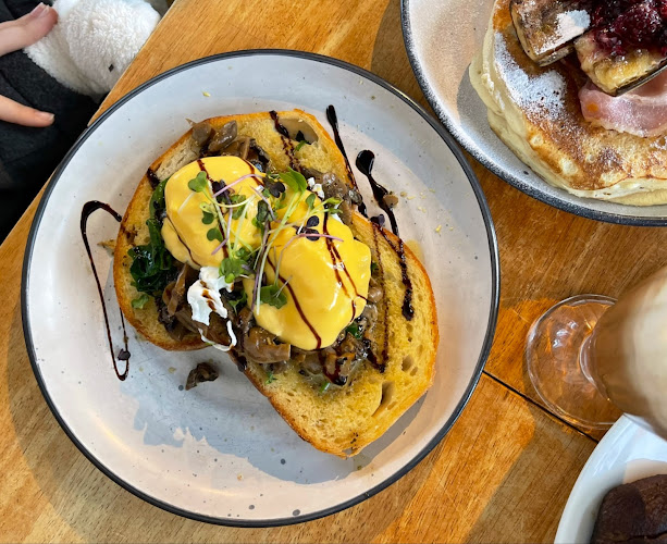 2/571 Te Atatu Road, Te Atatū Peninsula, Auckland 0610, New Zealand