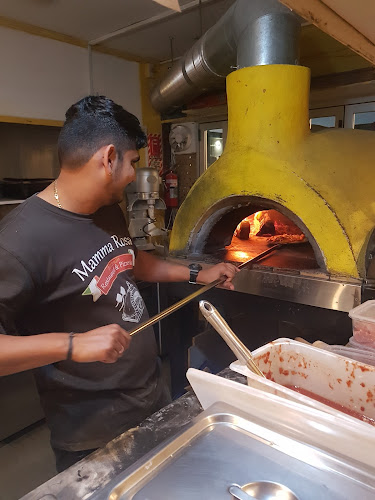 Mamma Rosa Pizzeria Rotorua (Wood-Fire) - Rotorua