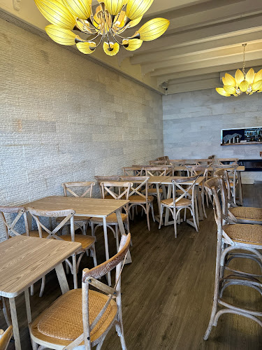 Hong Kong Date 香港地