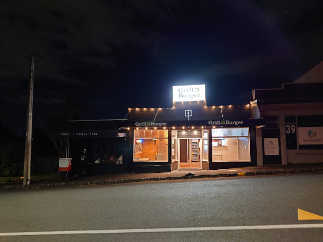 Grill a Burger - Hospitality and gastronomy