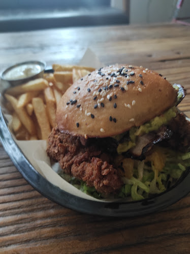 Opinii despre Three Sisters Brewery Ltd în New Plymouth - Hospitality and gastronomy