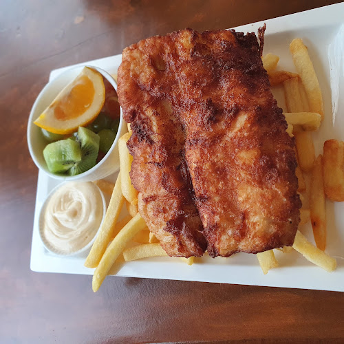 Comentarii opinii despre Manou's Waterfront Cafe & Restaurant