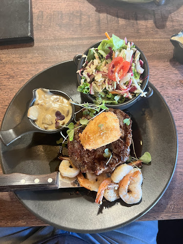 Opinii despre The Lookout Bar and Kitchen în Hamilton - Hospitality and gastronomy