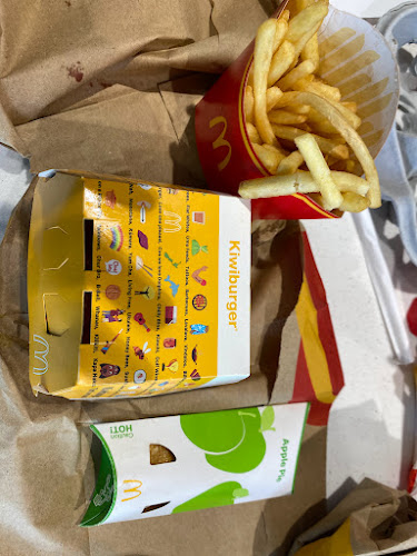 Opinii despre McDonald's Napier în Napier - Hospitality and gastronomy