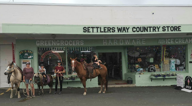Settlers Way Country Store - Ōkaihau