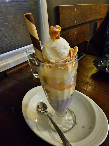 Chikos Restaurant & Cafe - Hospitality and gastronomy