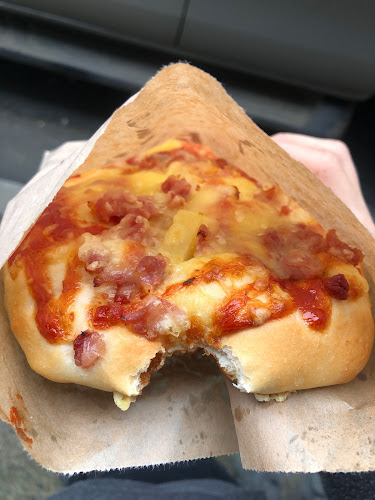 Upper Crust Bakery - Hospitality and gastronomy