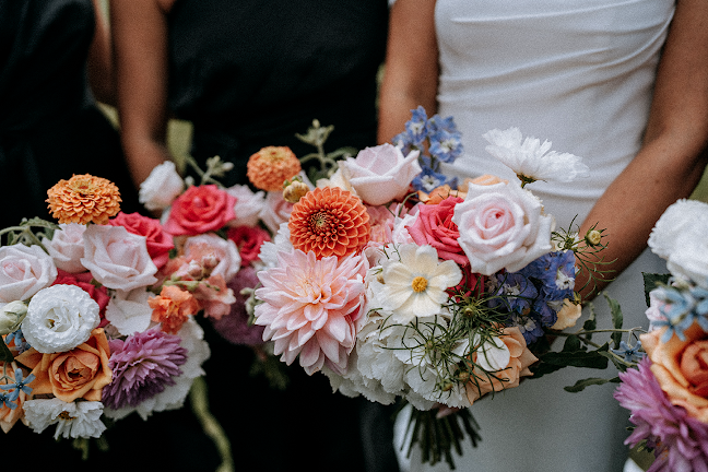 Thicket Flowers, Coffee, & Pantry - Pahiatua