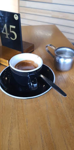 Comments and reviews of Catalyst Eatery