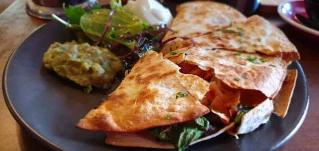 Beach Babylon - Wellington