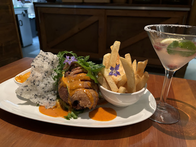 Chikos Restaurant & Cafe Phone number