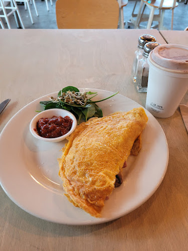 Trade School Kitchen - Hospitality and gastronomy