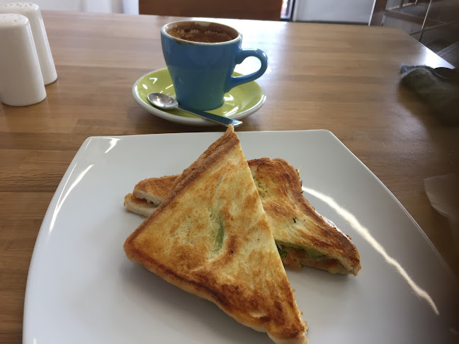 Four Doors Down Cafe - Marton