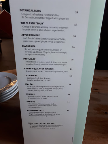 Winnie Bagoes City - Hospitality and gastronomy