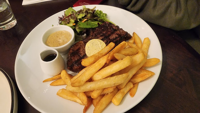 Aberdeen on Broadway - Hospitality and gastronomy