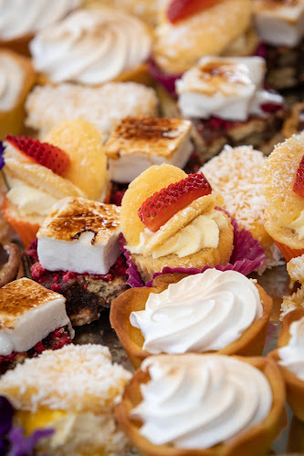 good gracious hightea