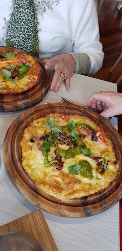 Bungalo Cafe - Hospitality and gastronomy