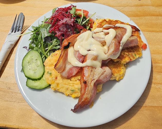 Comentarii opinii despre Blossoms Cafe